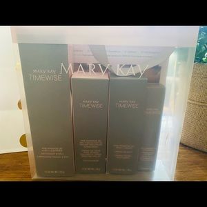 Time Wise Miracle 3D Set /combination to oily skin